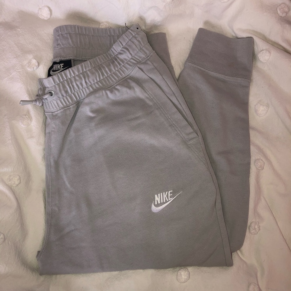 Nike joggers